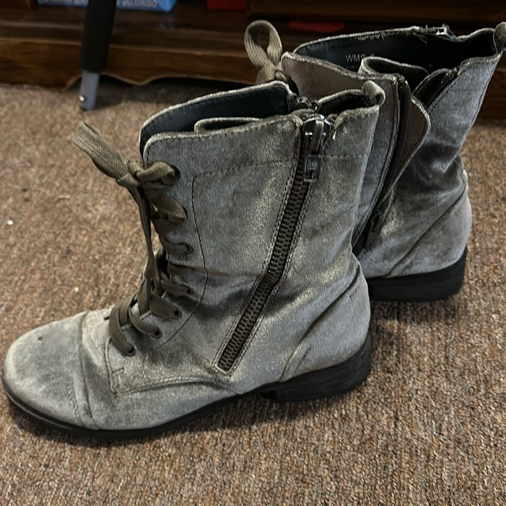 Report boots green velvet